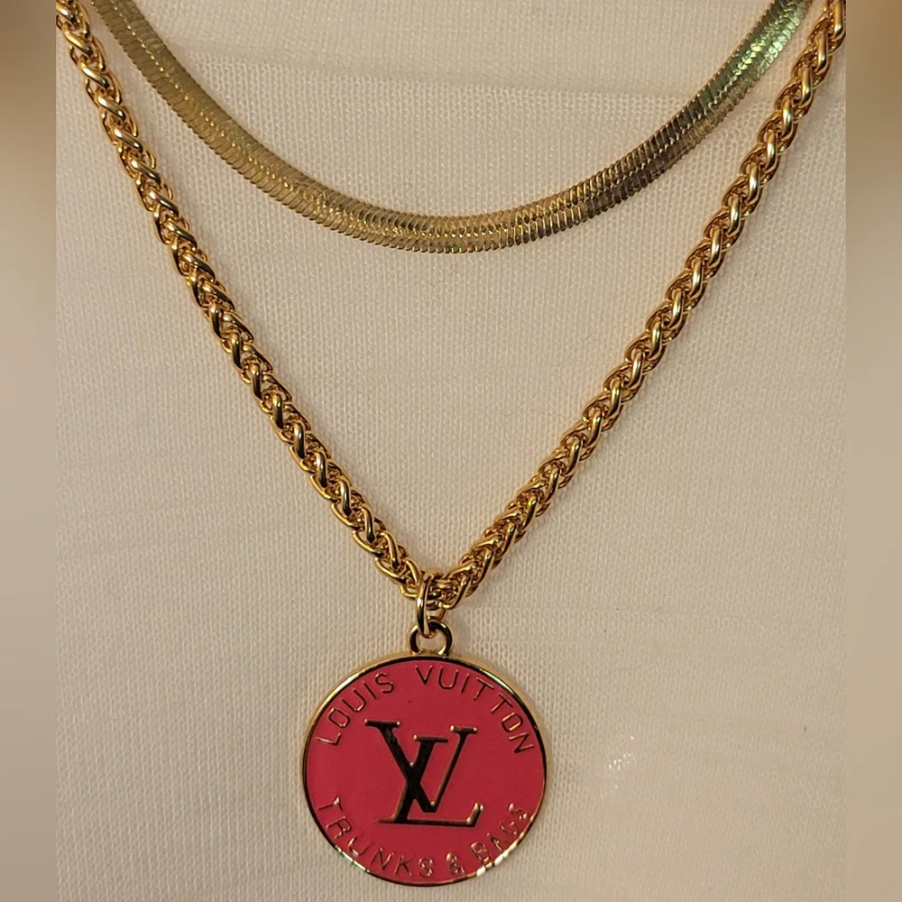 LV Trunks & Bags Hot Pink/gold Layered Necklace - Picture 3 of 4